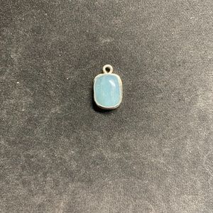 Aquamarine pendant in fine silver
